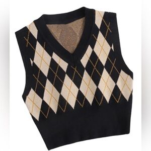 Cropped checkered sweater